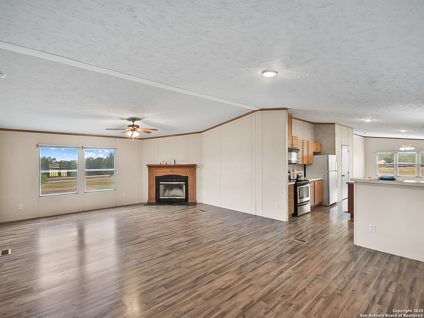 220 NORTHFIELD DR