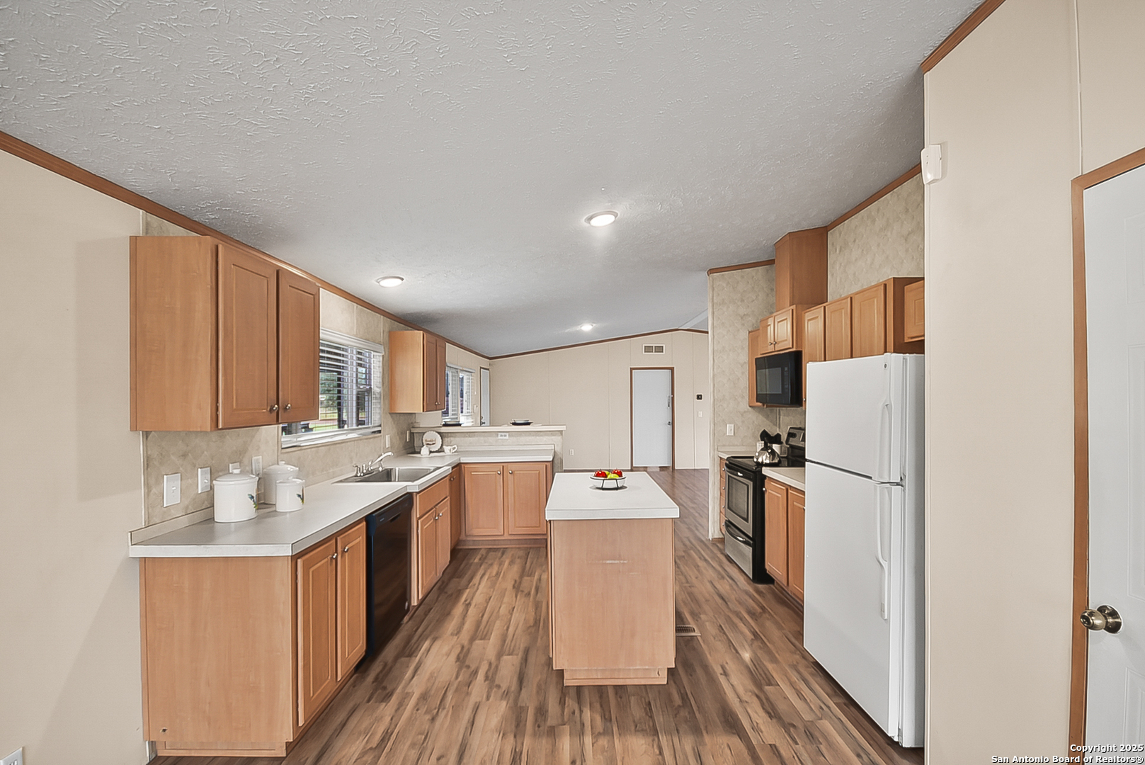 220 NORTHFIELD DR