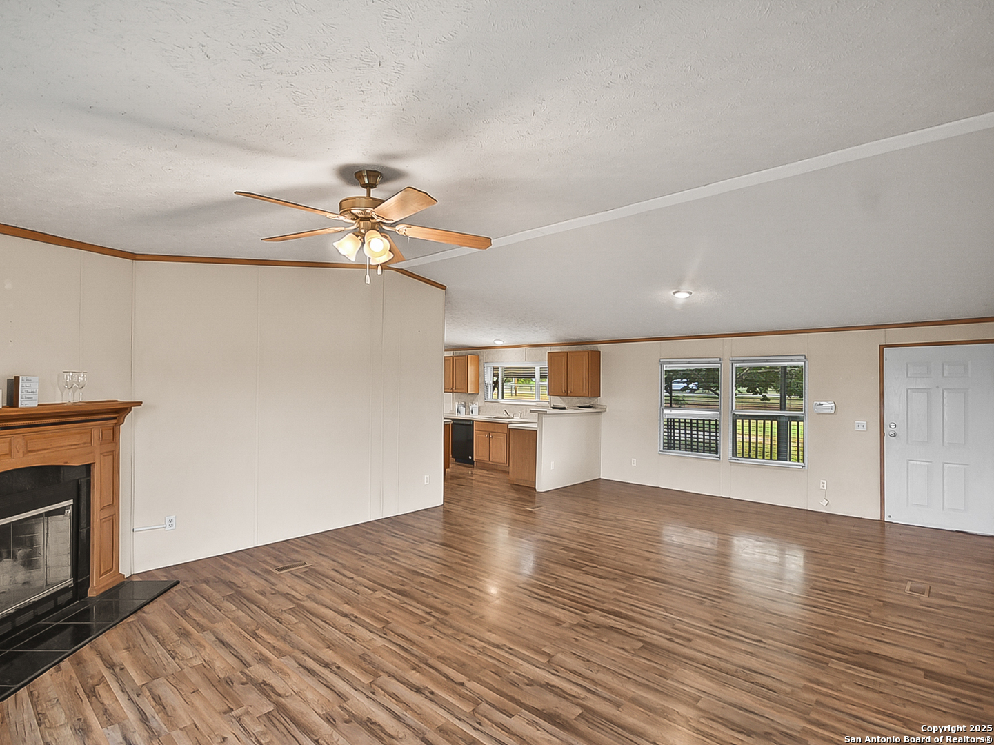 220 NORTHFIELD DR