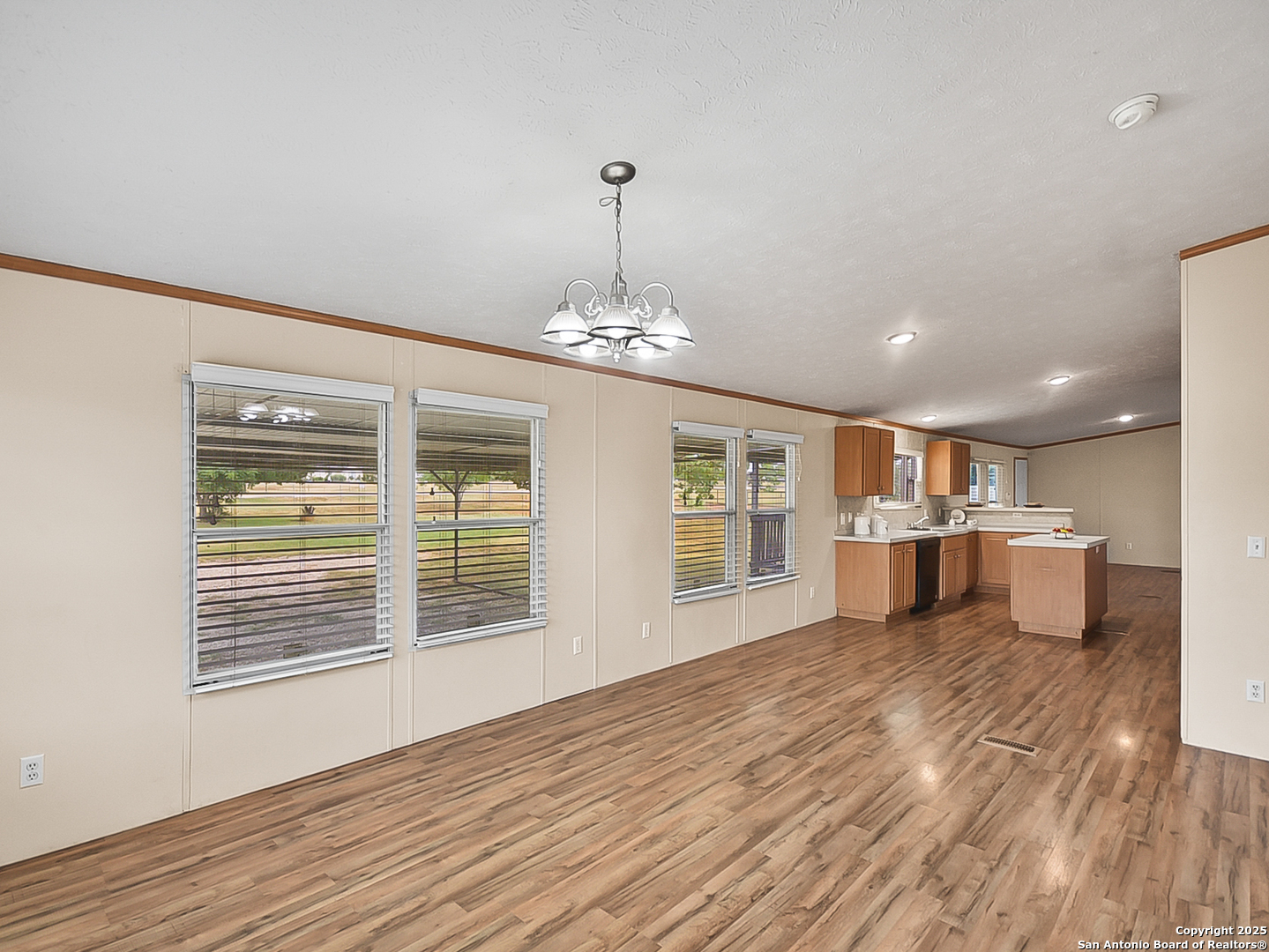 220 NORTHFIELD DR