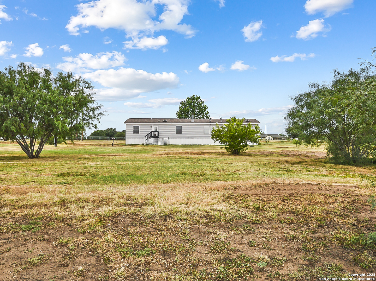 220 NORTHFIELD DR
