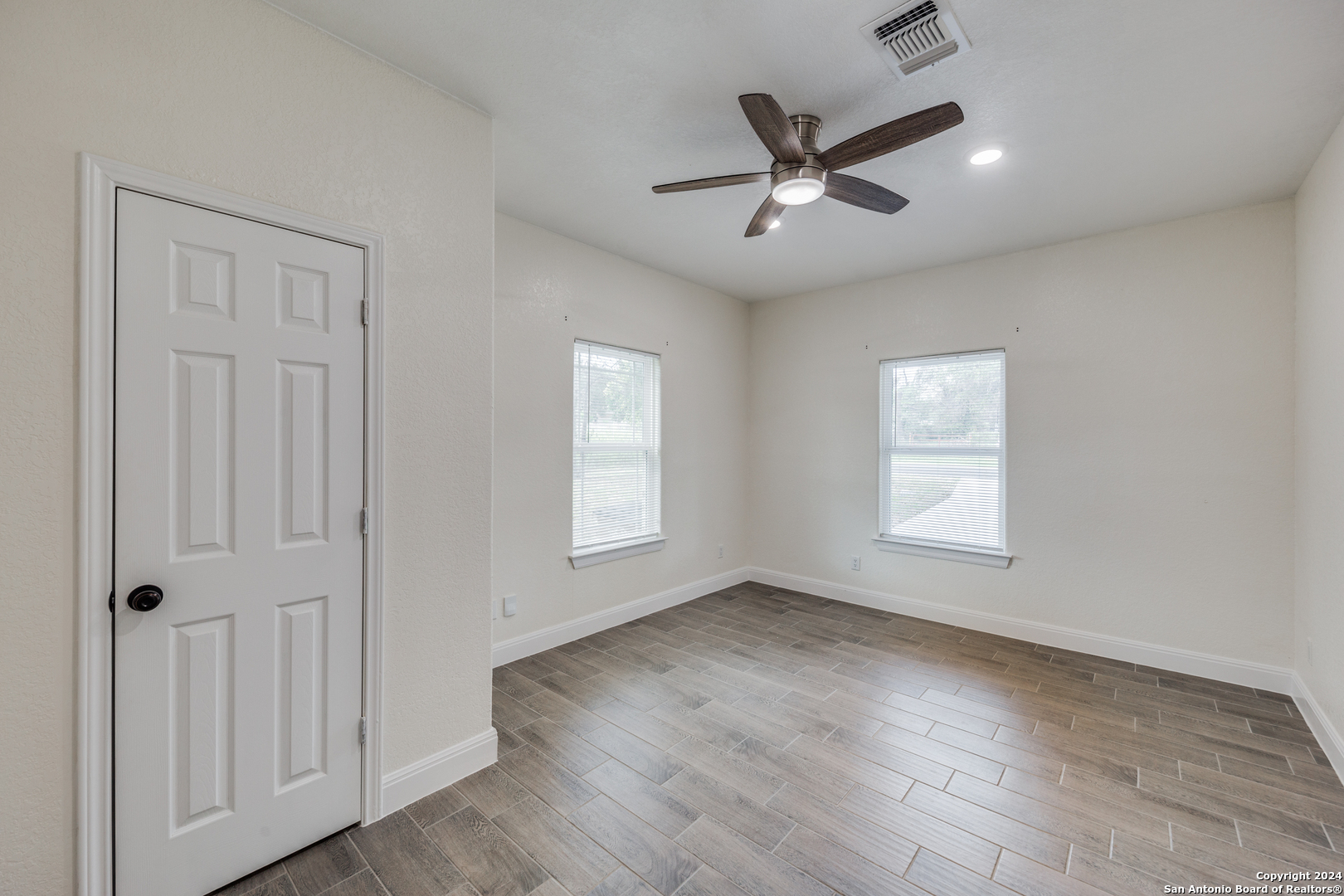 22818 Skila Dr.