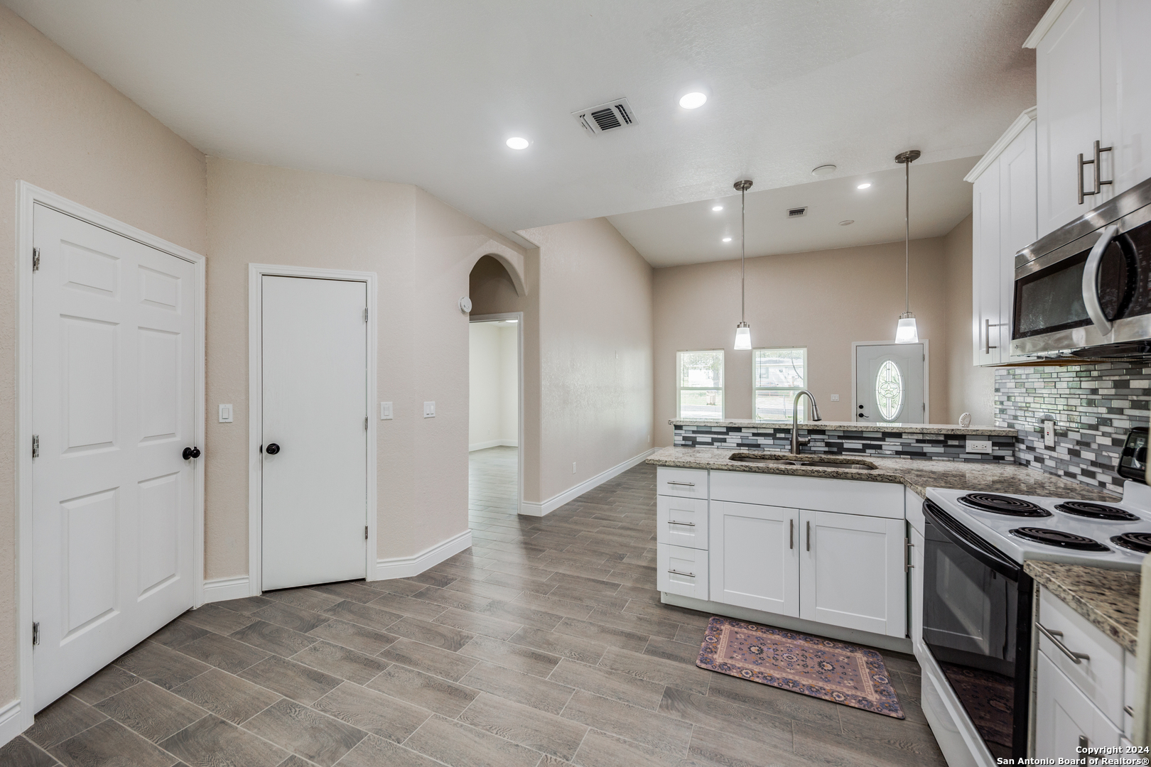 22818 Skila Dr.