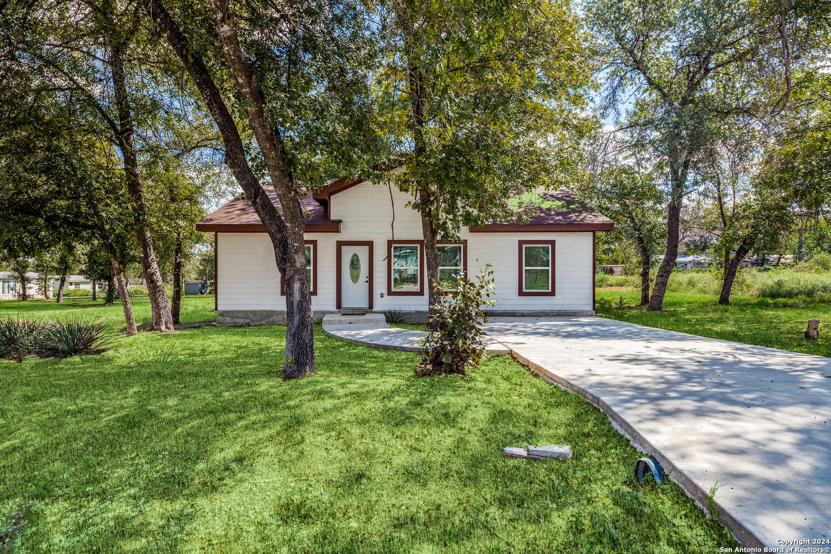 22818 Skila Dr.