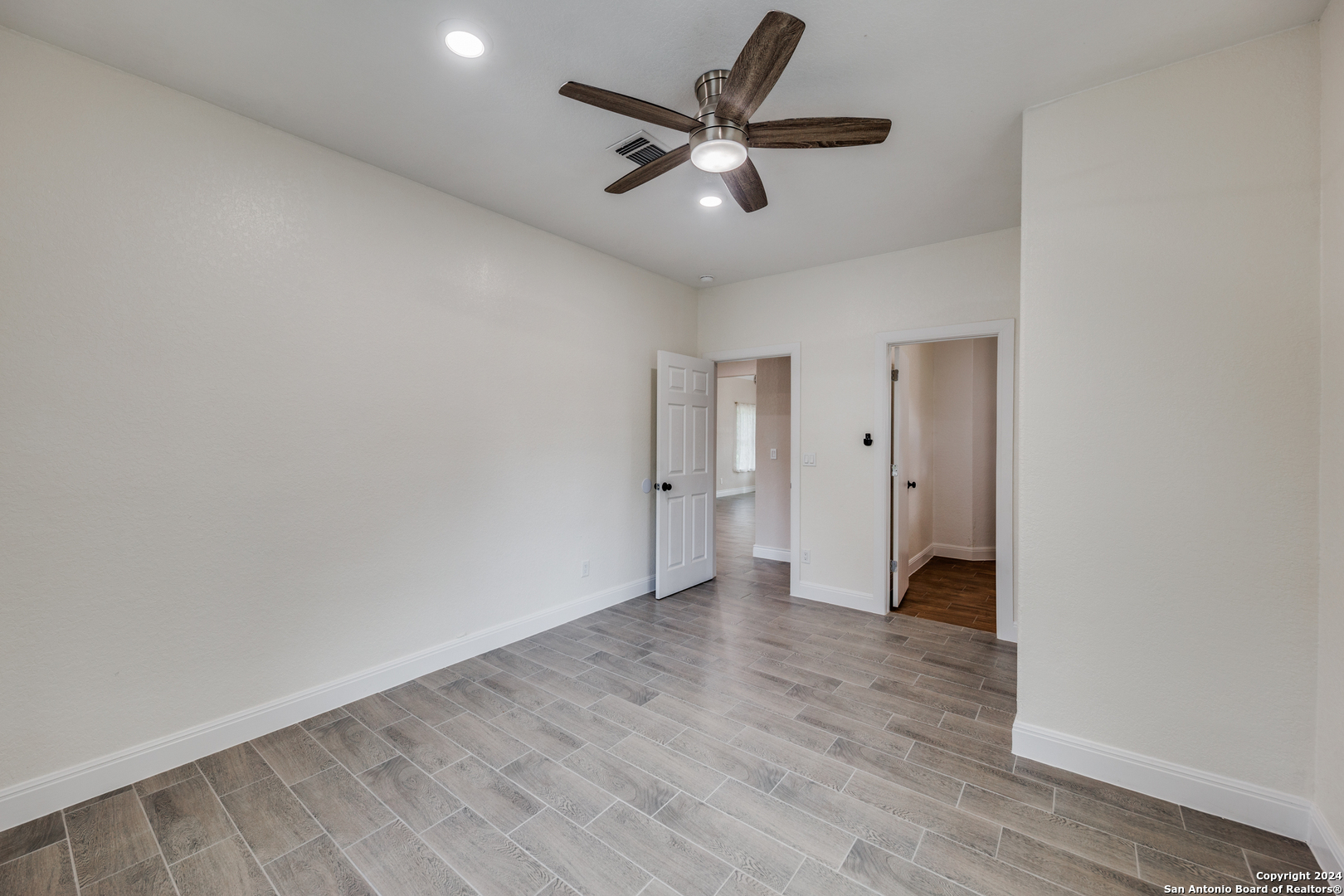 22818 Skila Dr.