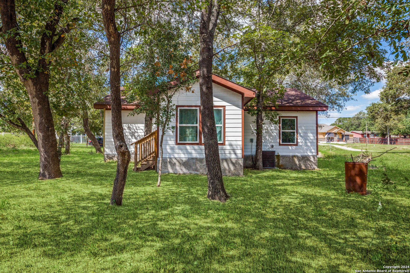 22818 Skila Dr.