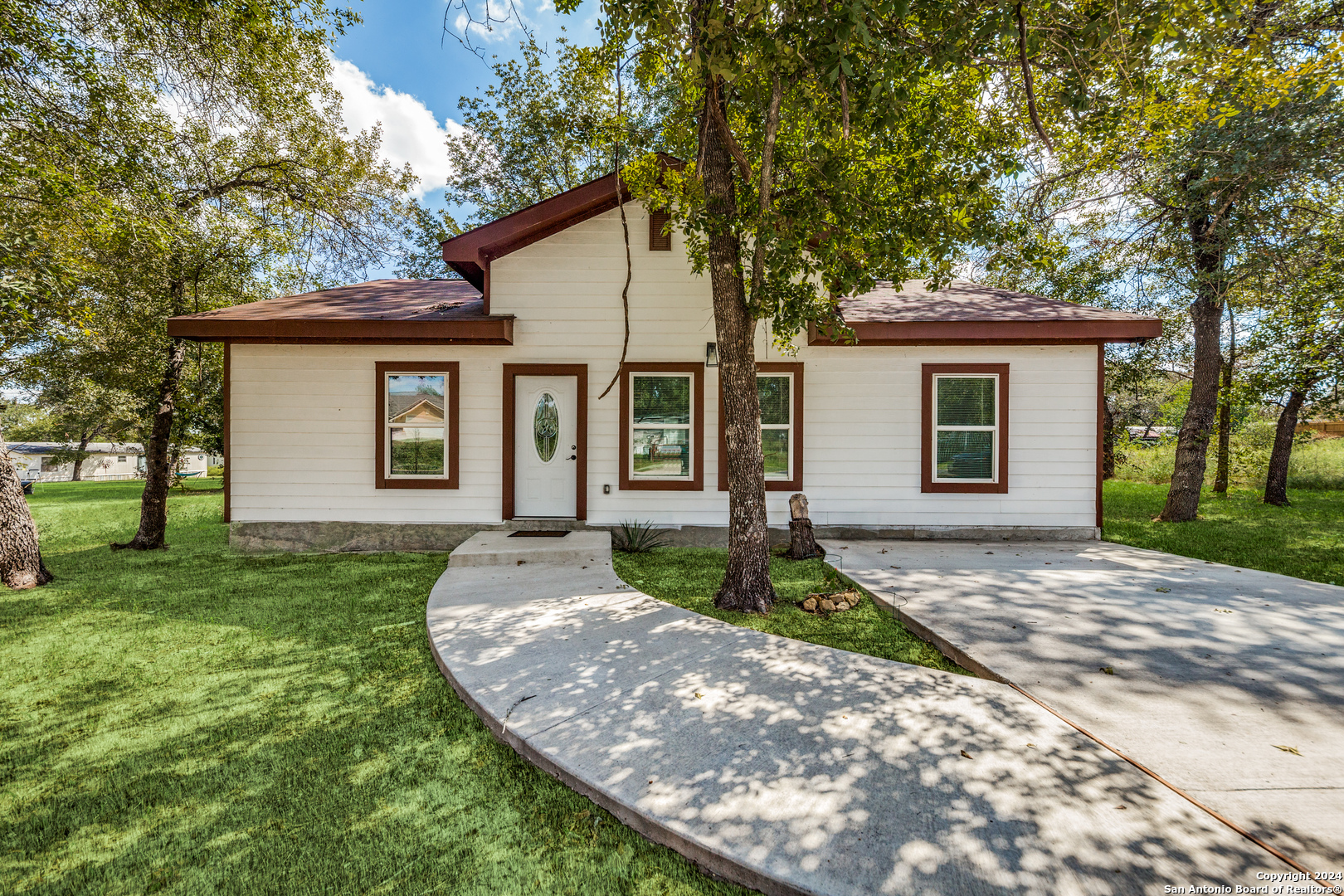 22818 Skila Dr.