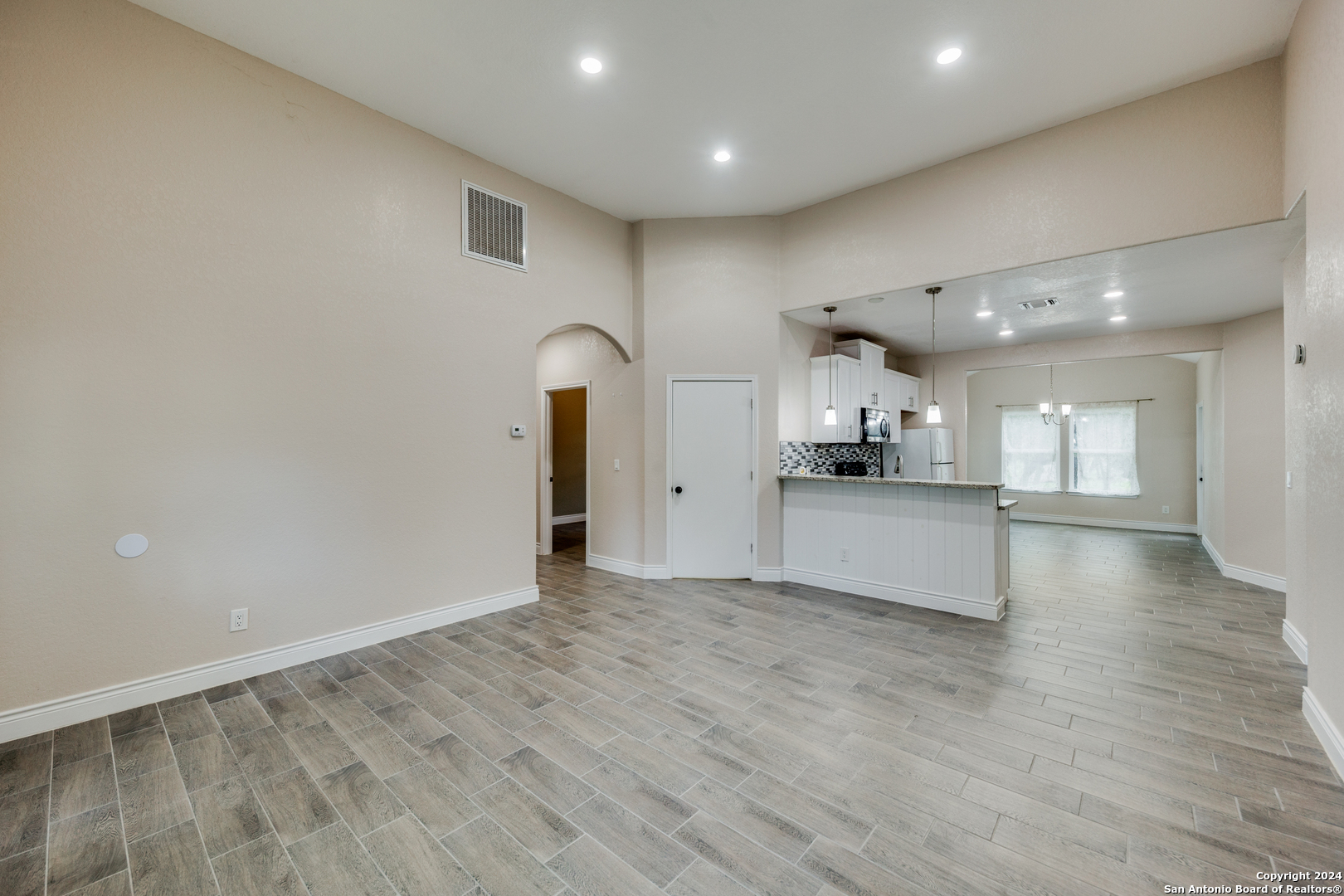 22818 Skila Dr.