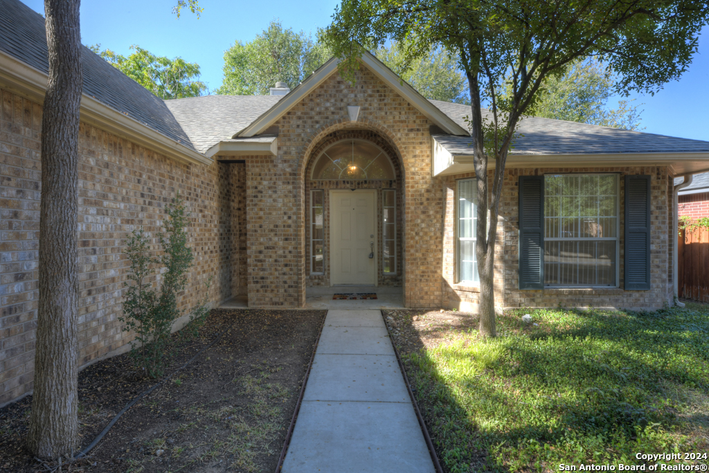 9338 LLANO VERDE