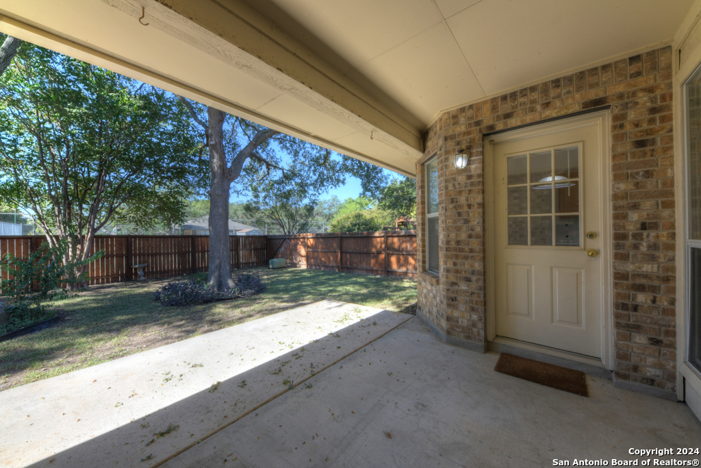 9338 LLANO VERDE