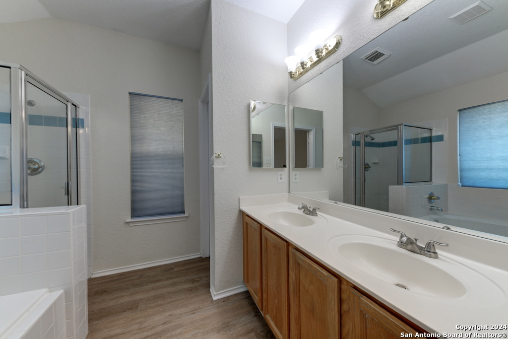 9338 LLANO VERDE