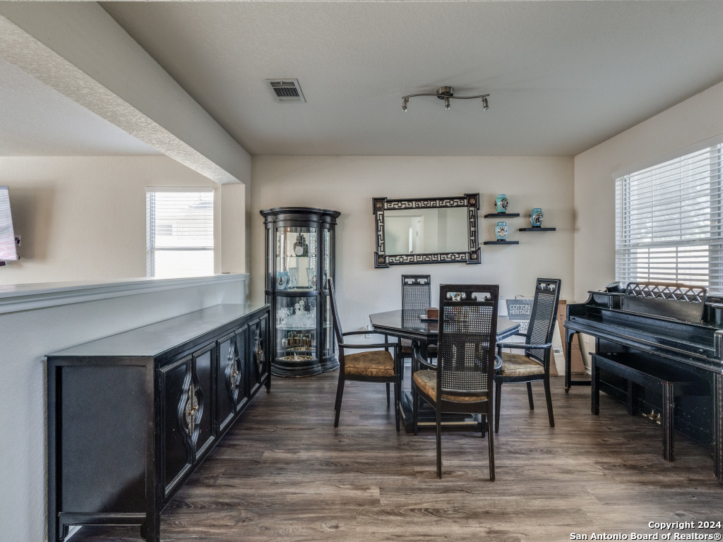 317 LASSO LN