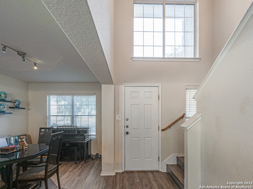 317 LASSO LN