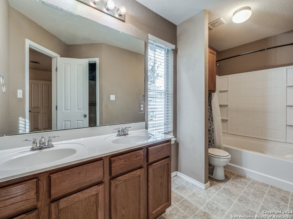 317 LASSO LN