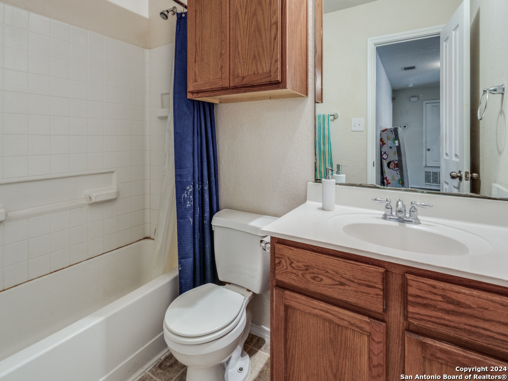 317 LASSO LN