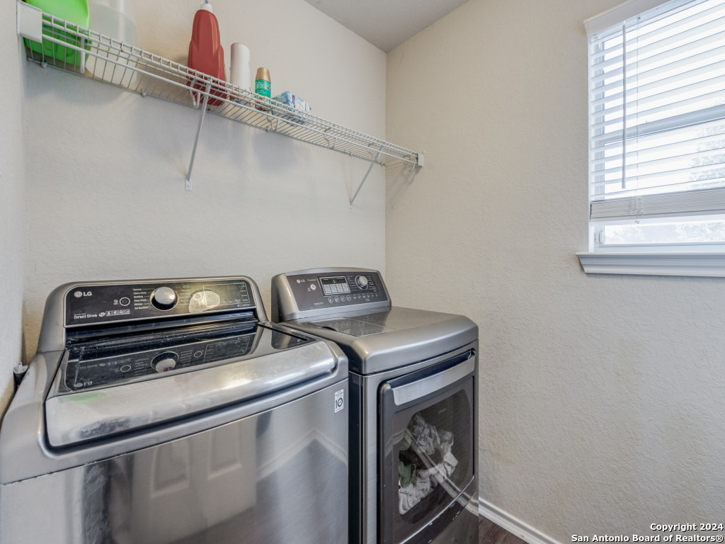 317 LASSO LN