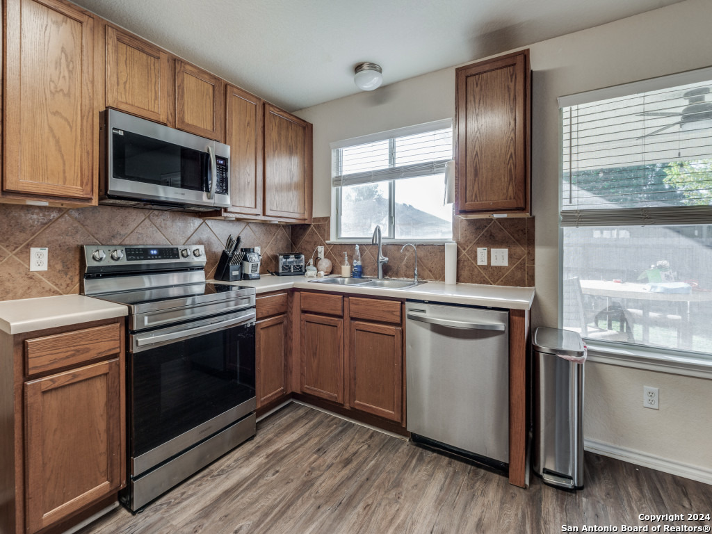 317 LASSO LN