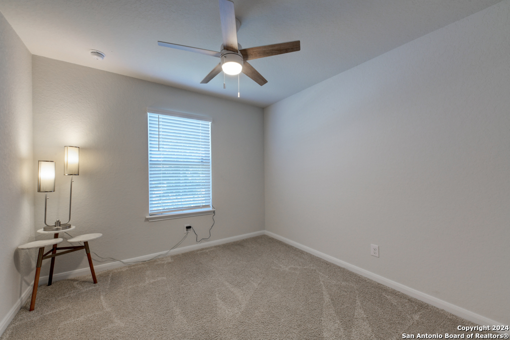 341 NORTHSHORE TRL