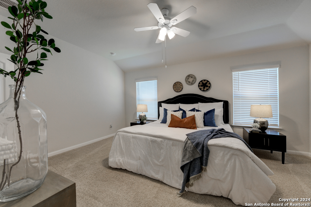 341 NORTHSHORE TRL