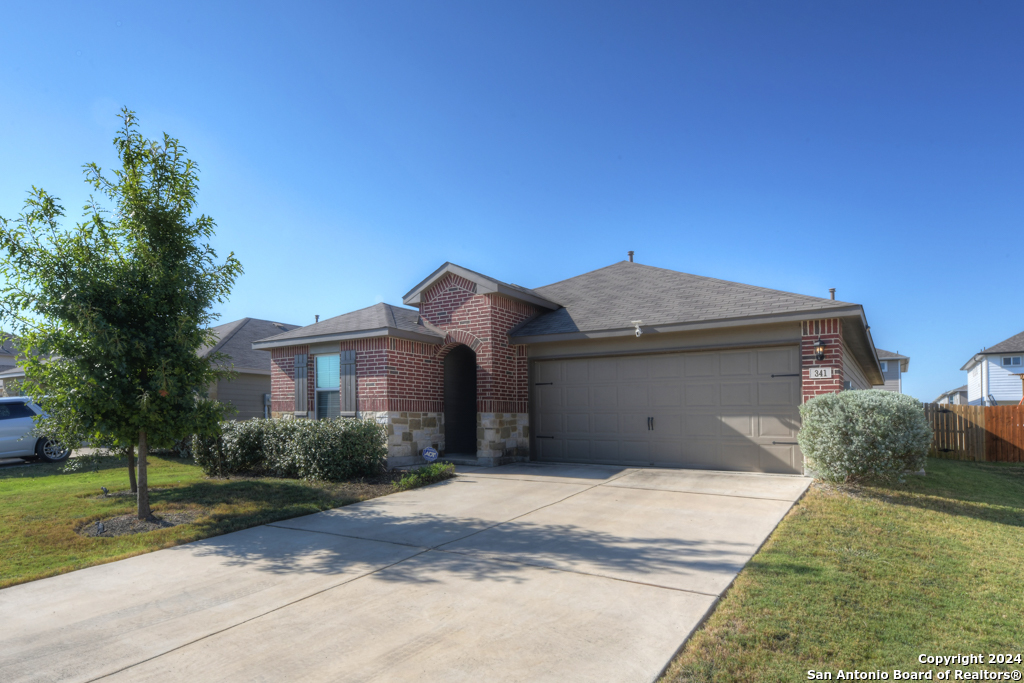 341 NORTHSHORE TRL
