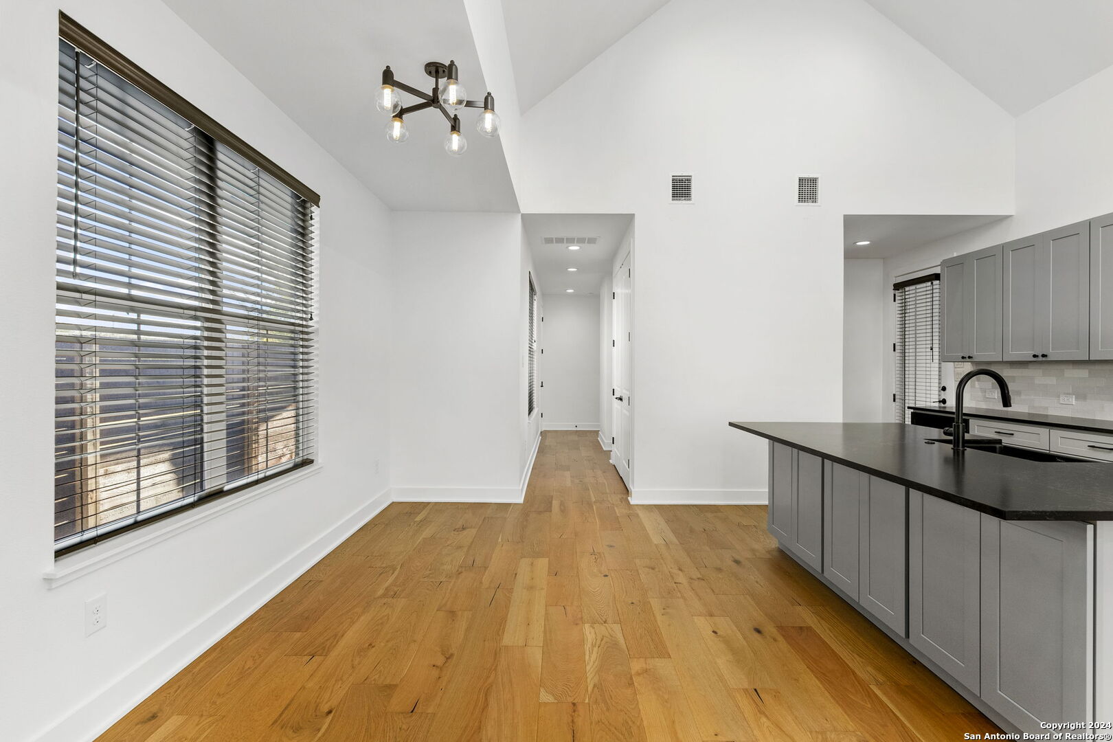 424 CONSTANCE