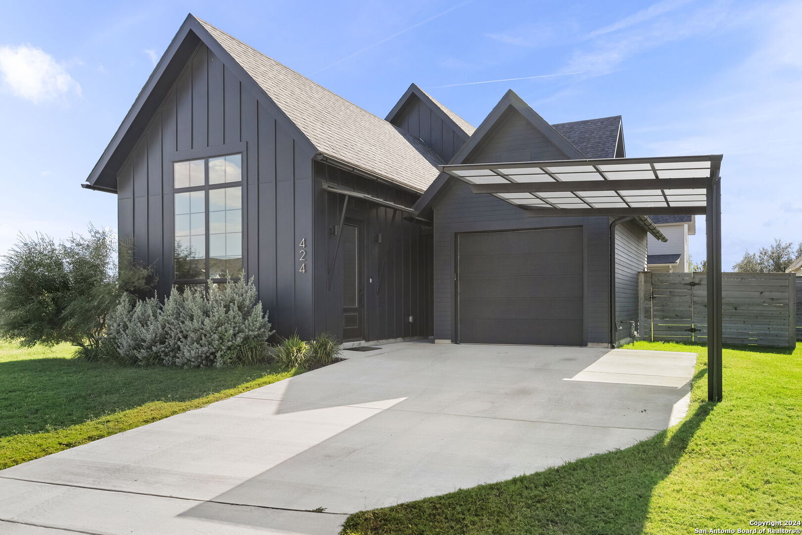 424 CONSTANCE