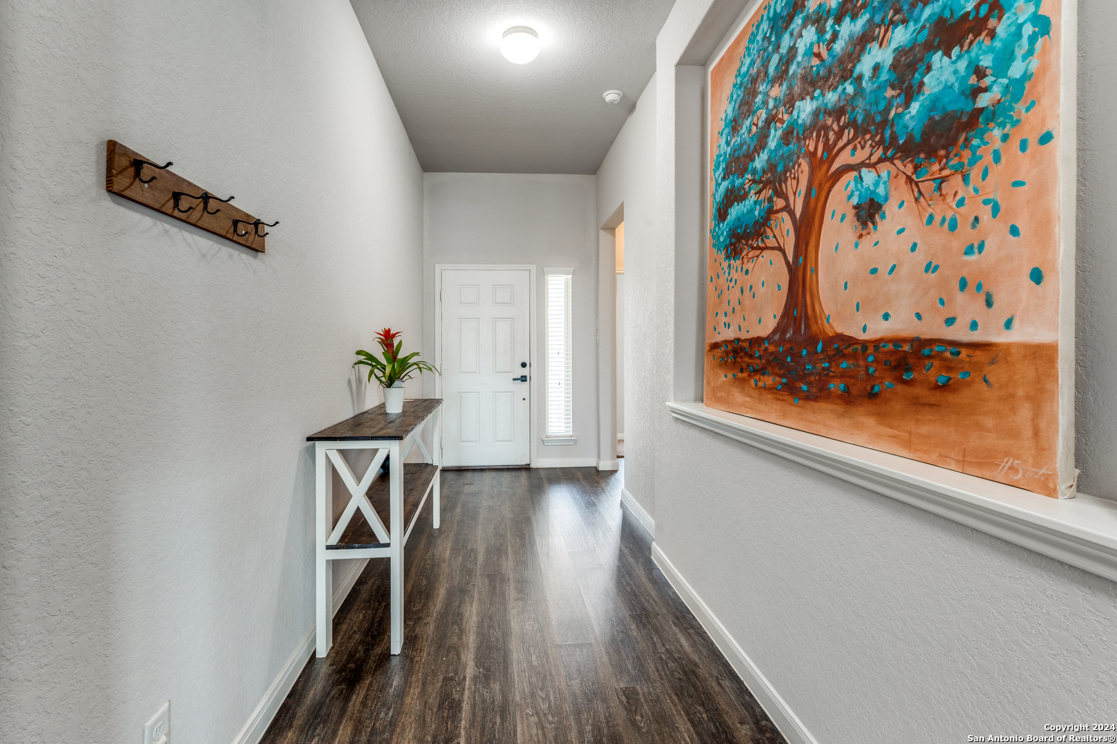 8918 Holland Park