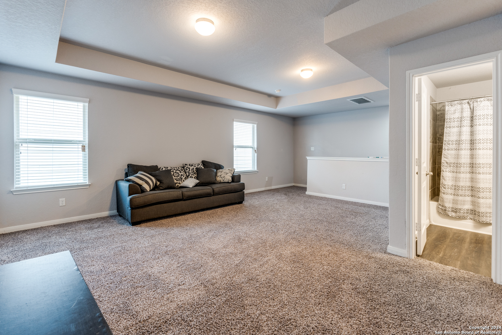 8918 Holland Park