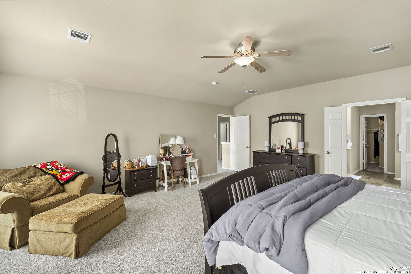 10819 Bridle View