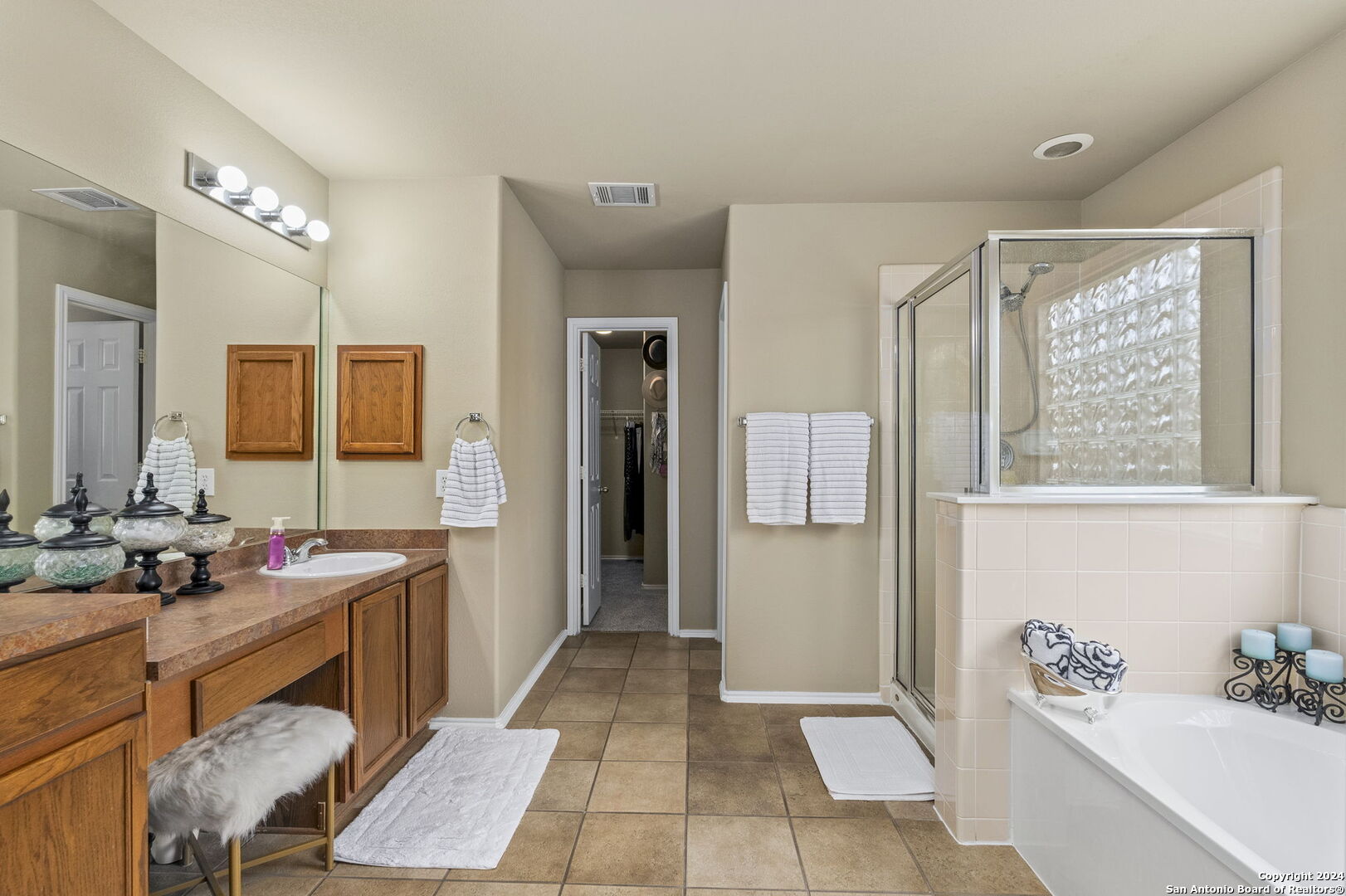 10819 Bridle View