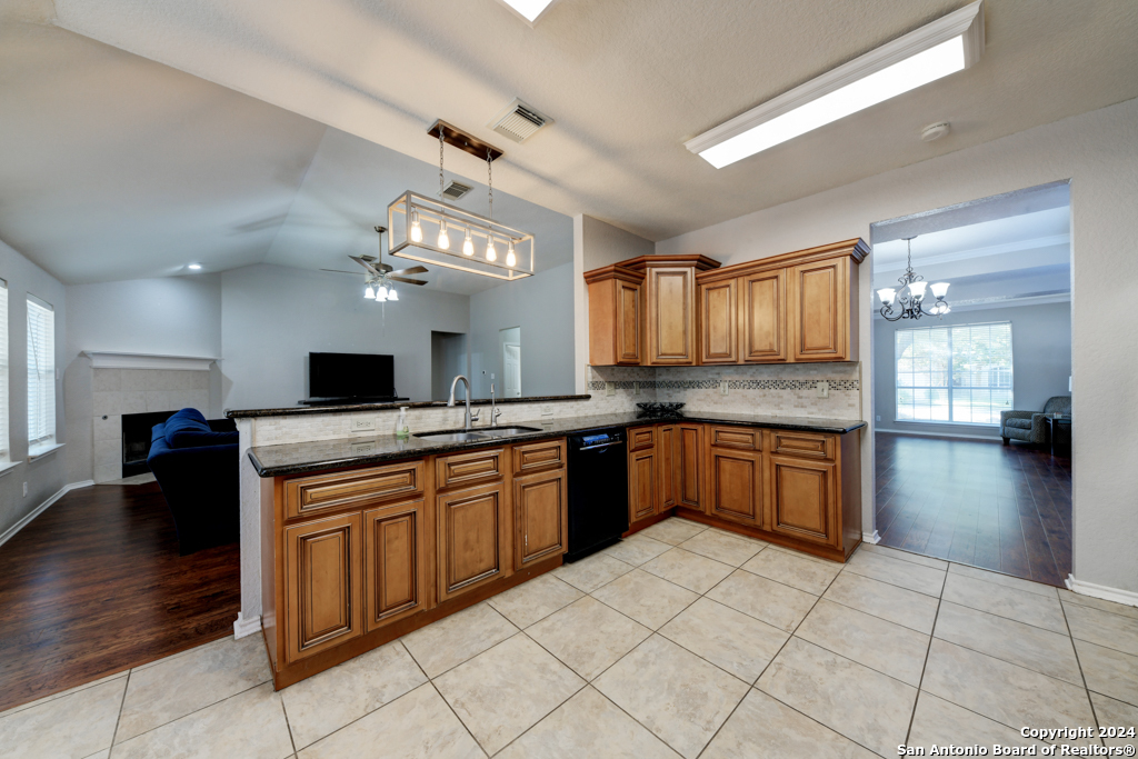 9415 Camino Venado