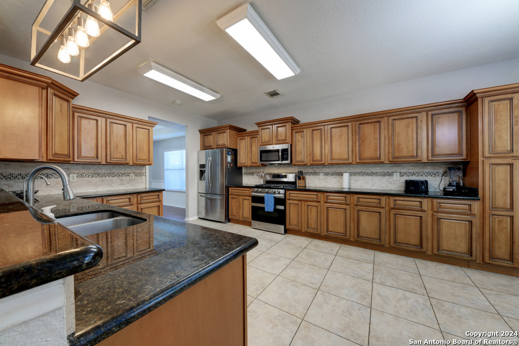 9415 Camino Venado