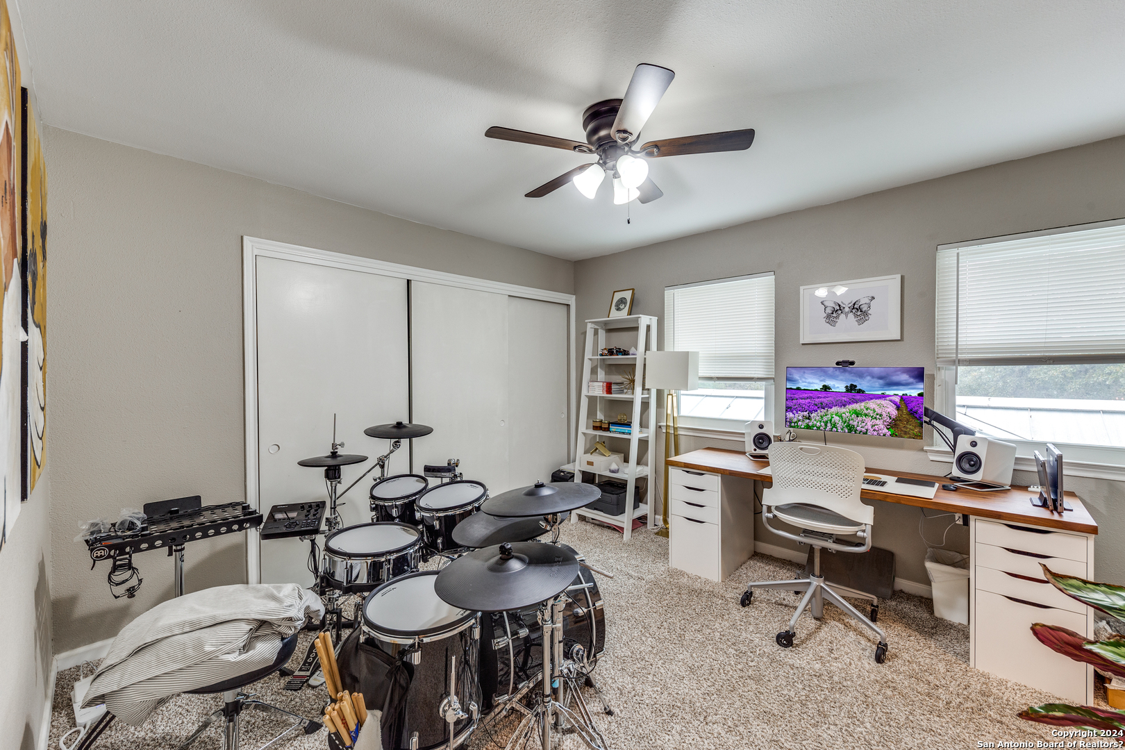 7122 Mountain Grove