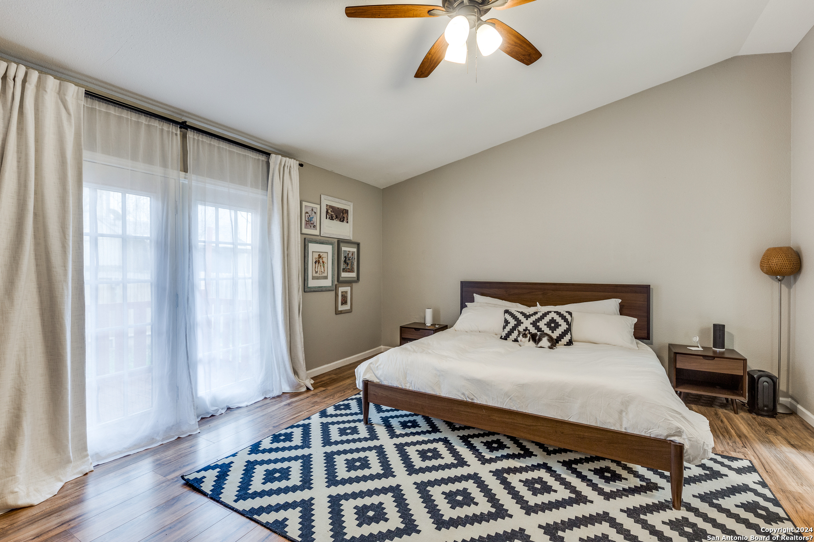 7122 Mountain Grove