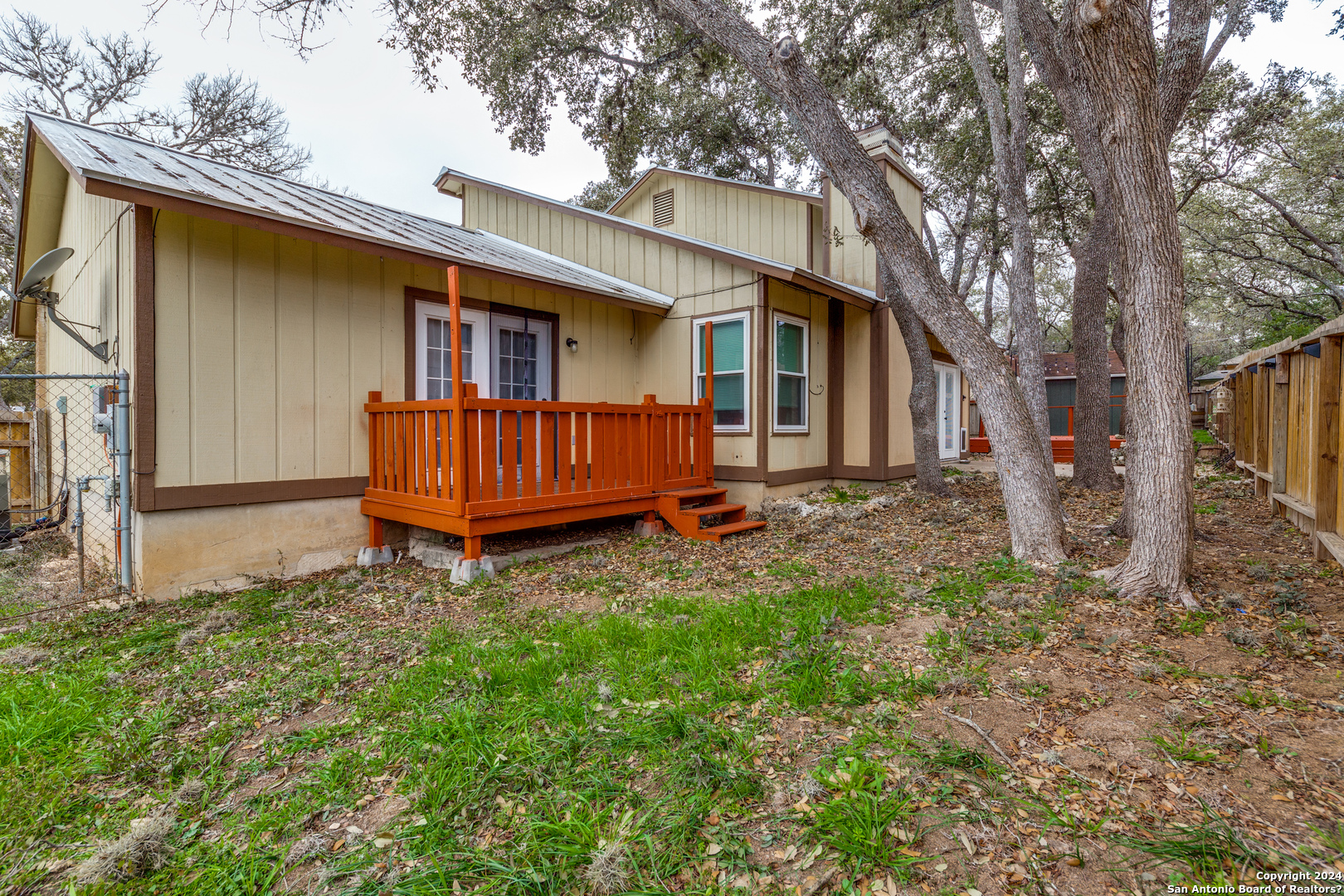7122 Mountain Grove