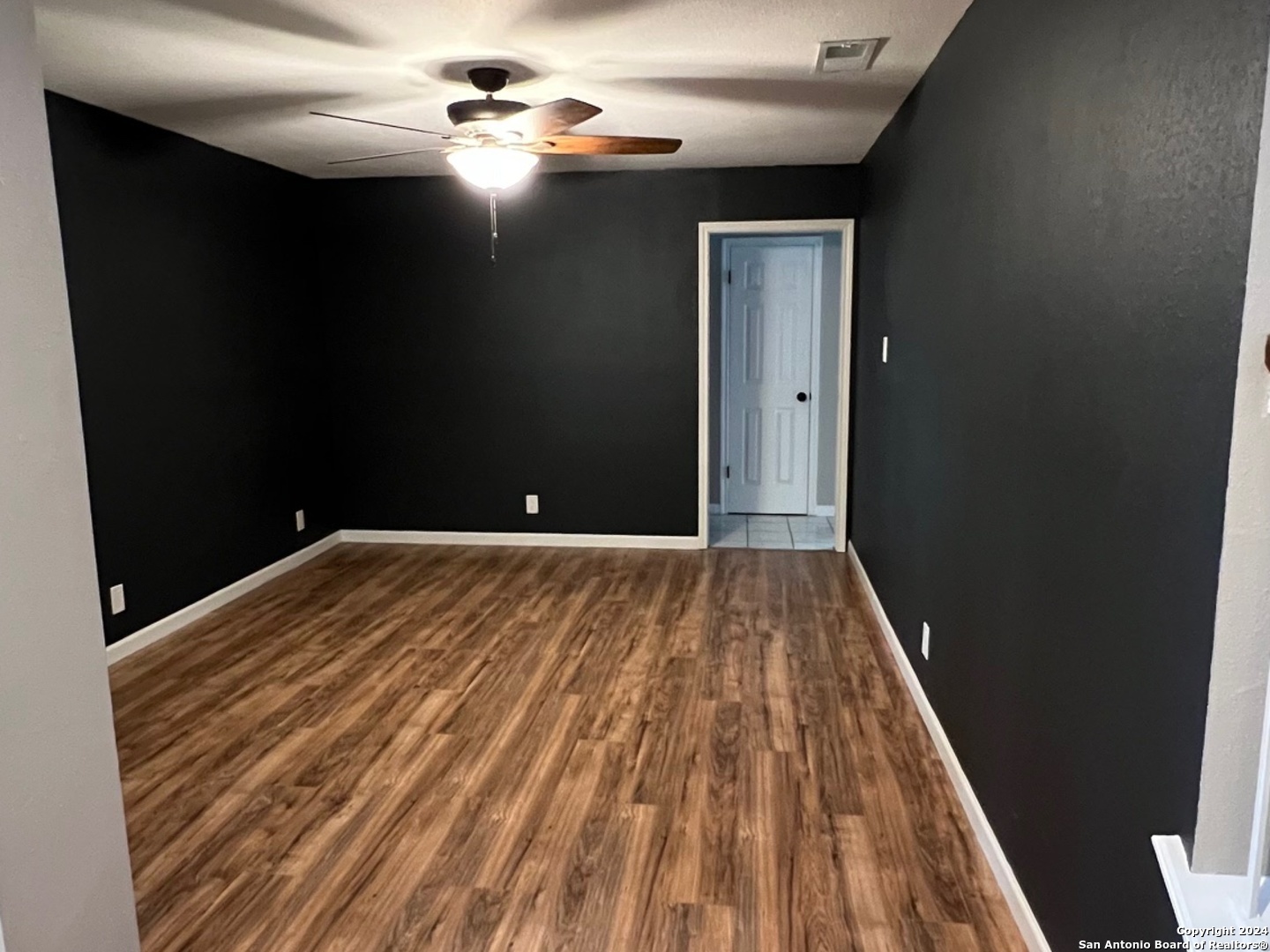 7122 Mountain Grove