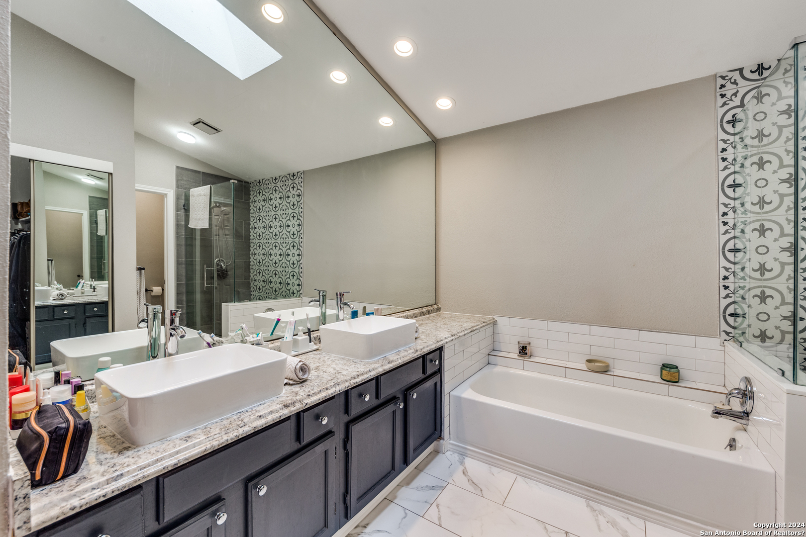 7122 Mountain Grove