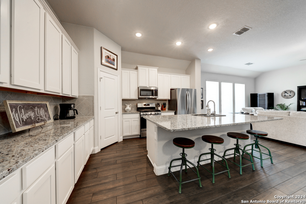 3739 BRAZOS BND