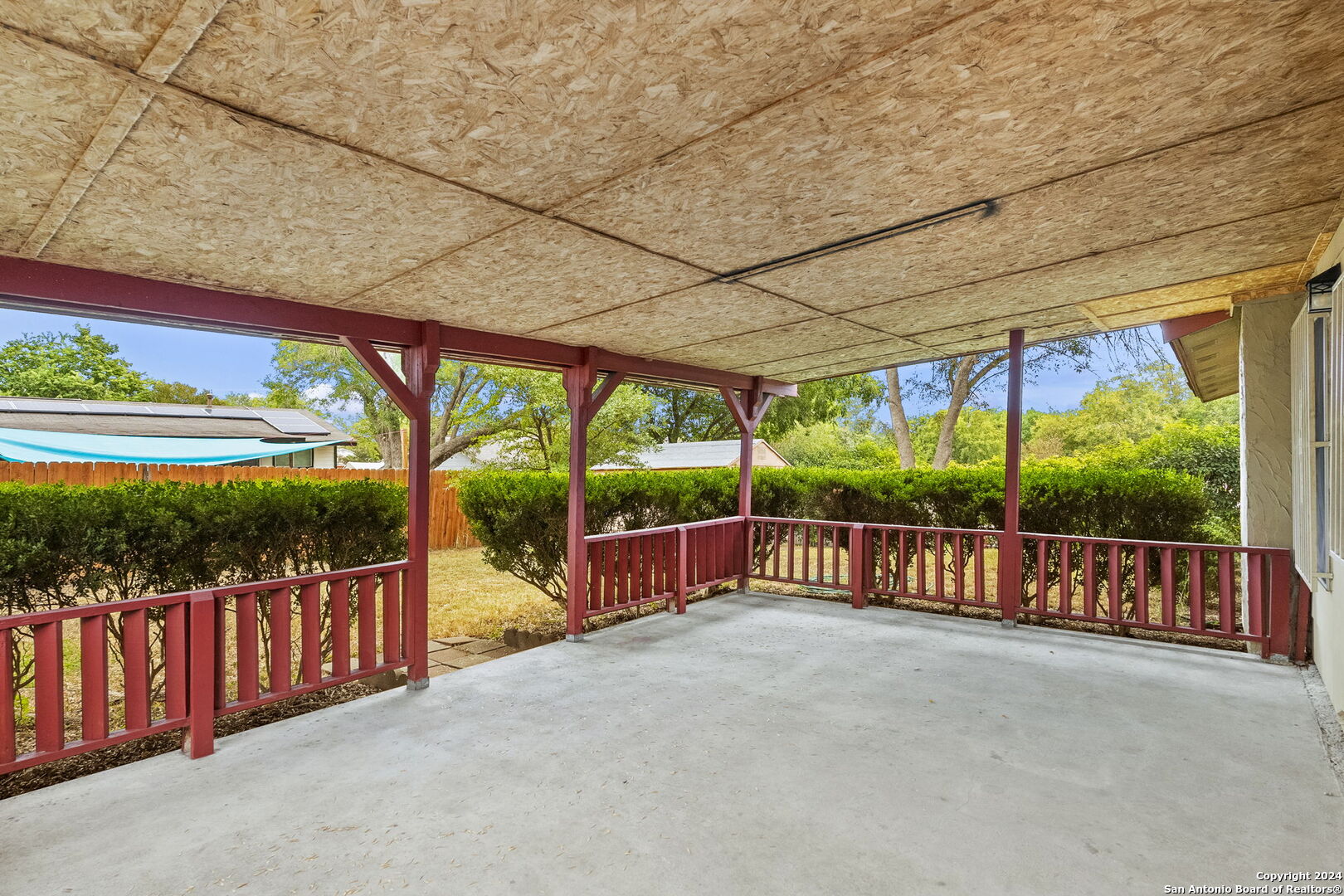 2042 FARMSVILLE DR