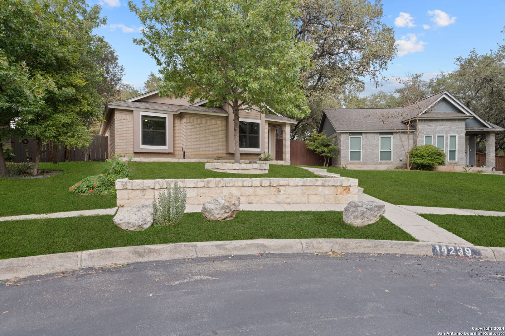 14239 SAGE TRL