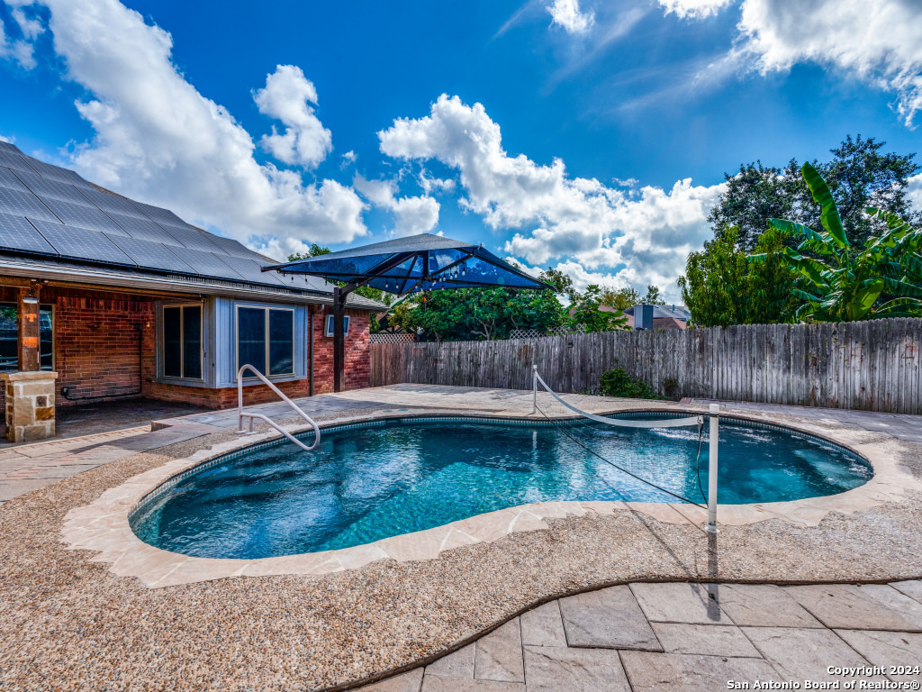 7709 FOREST STREAM