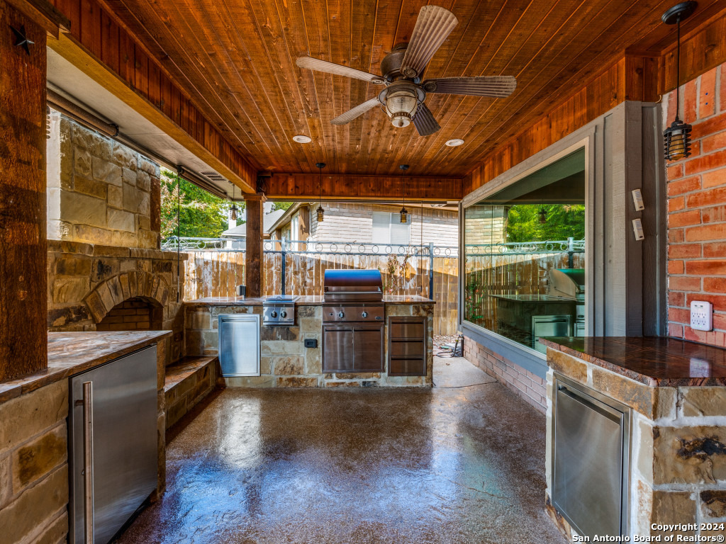 7709 FOREST STREAM