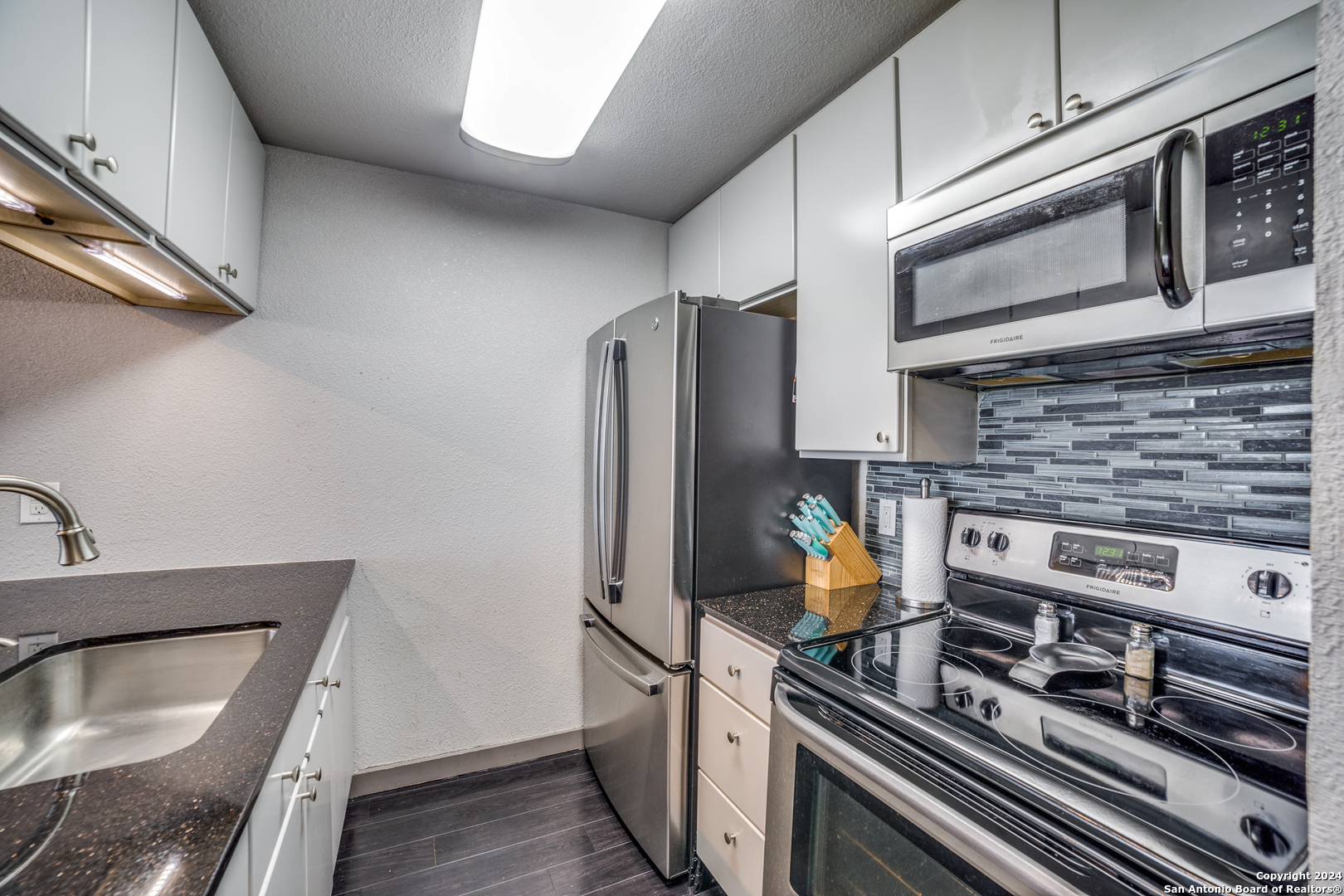 7701 Wurzbach Rd. 1803