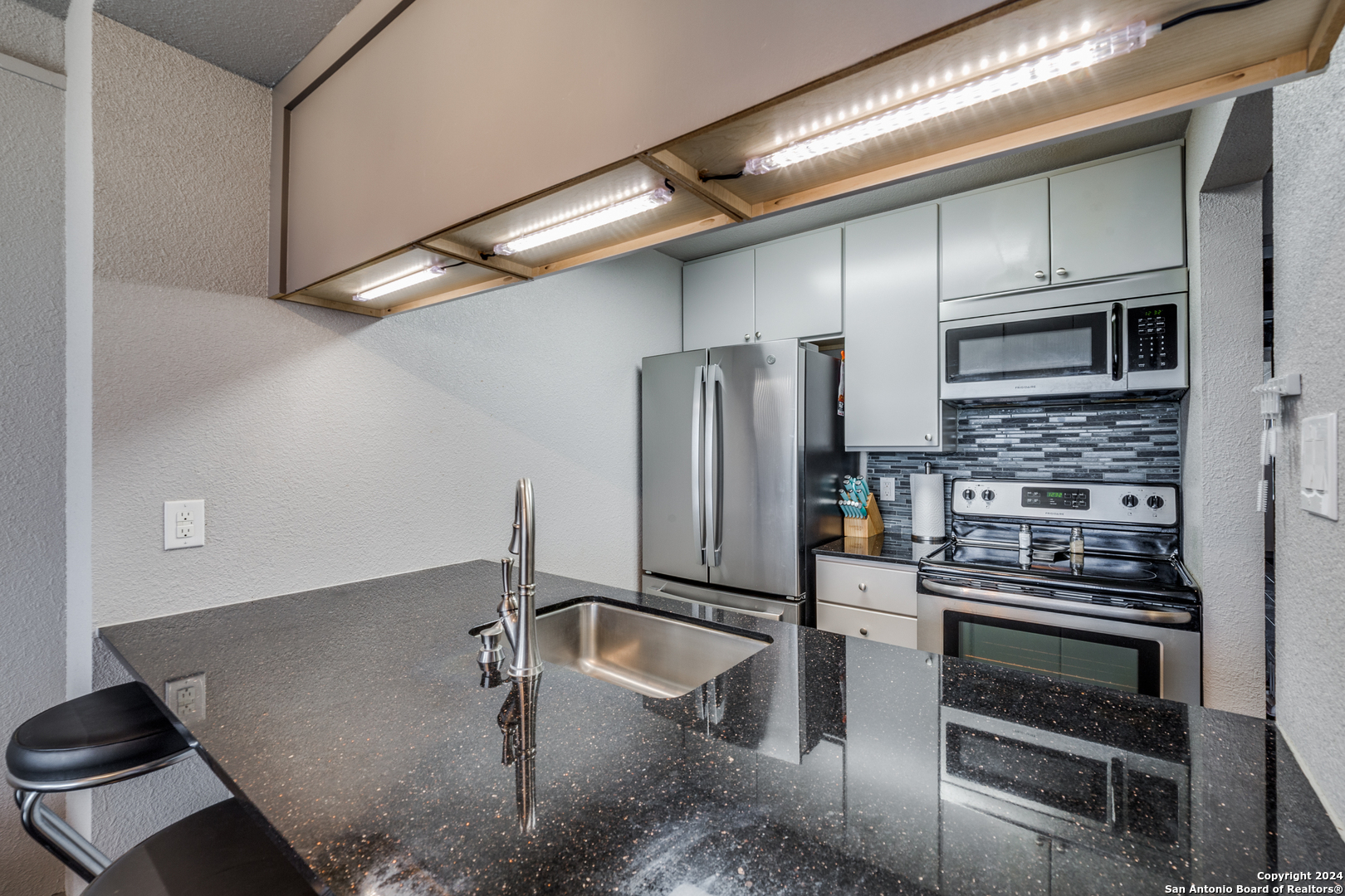 7701 Wurzbach Rd. 1803
