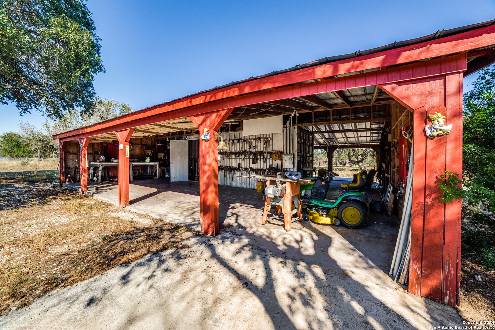 135 COUNTY ROAD 7727