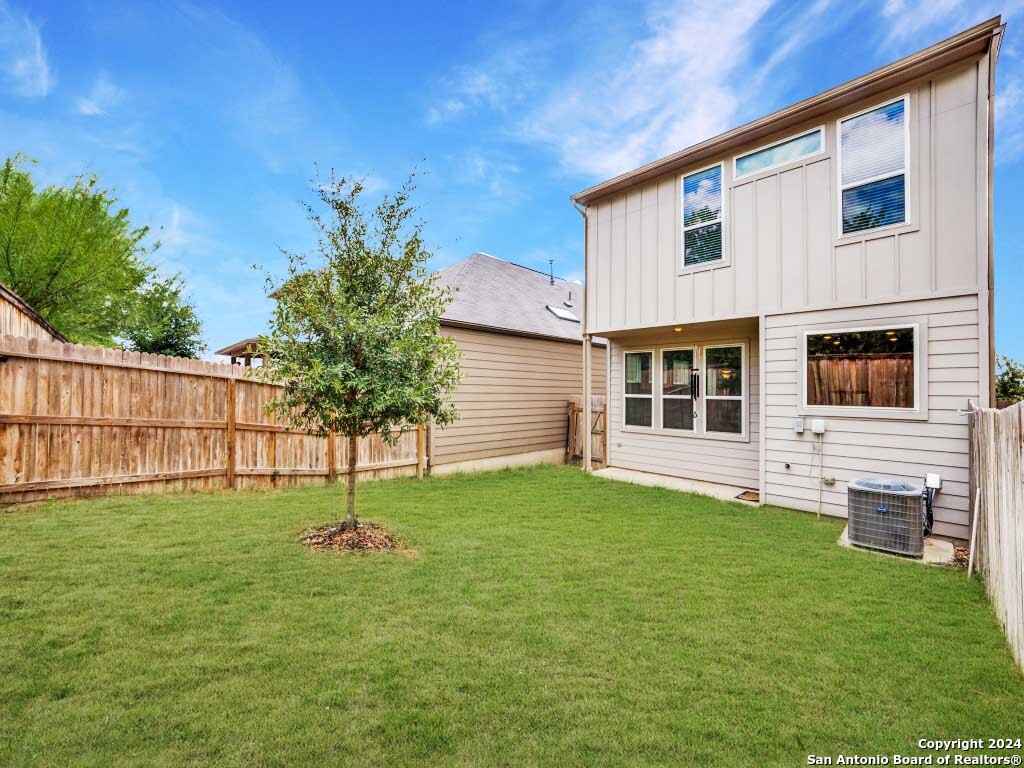 14838 MAVERICK AVE