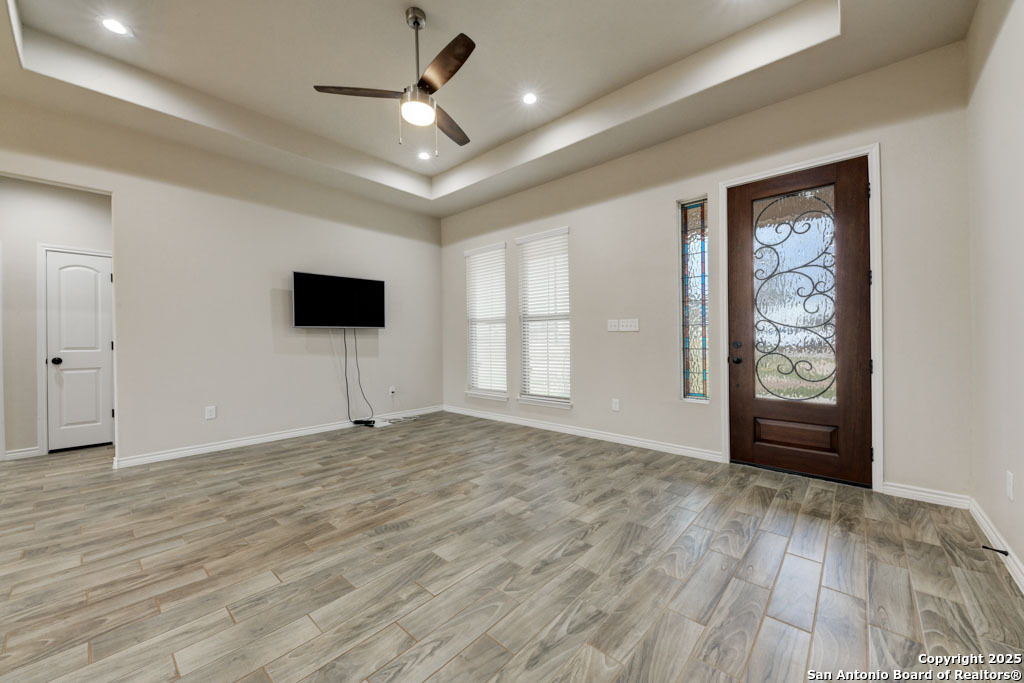 7415 MAVERICK HTS