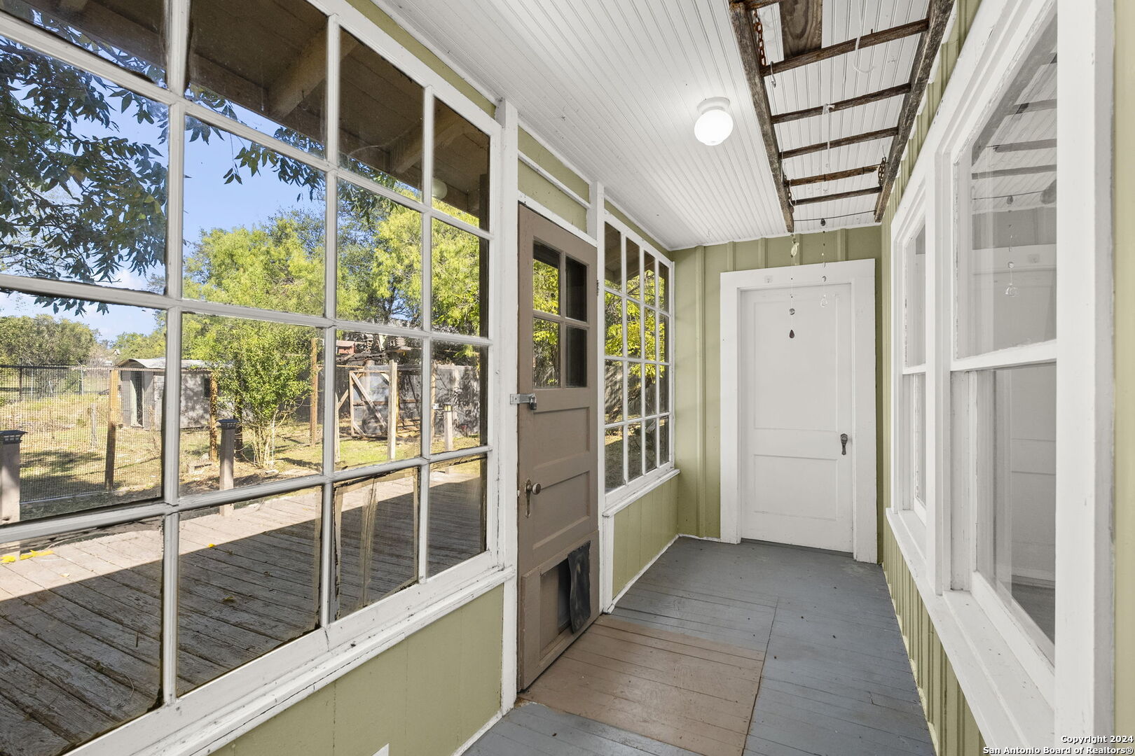 7003 W BEVERLY MAE DR