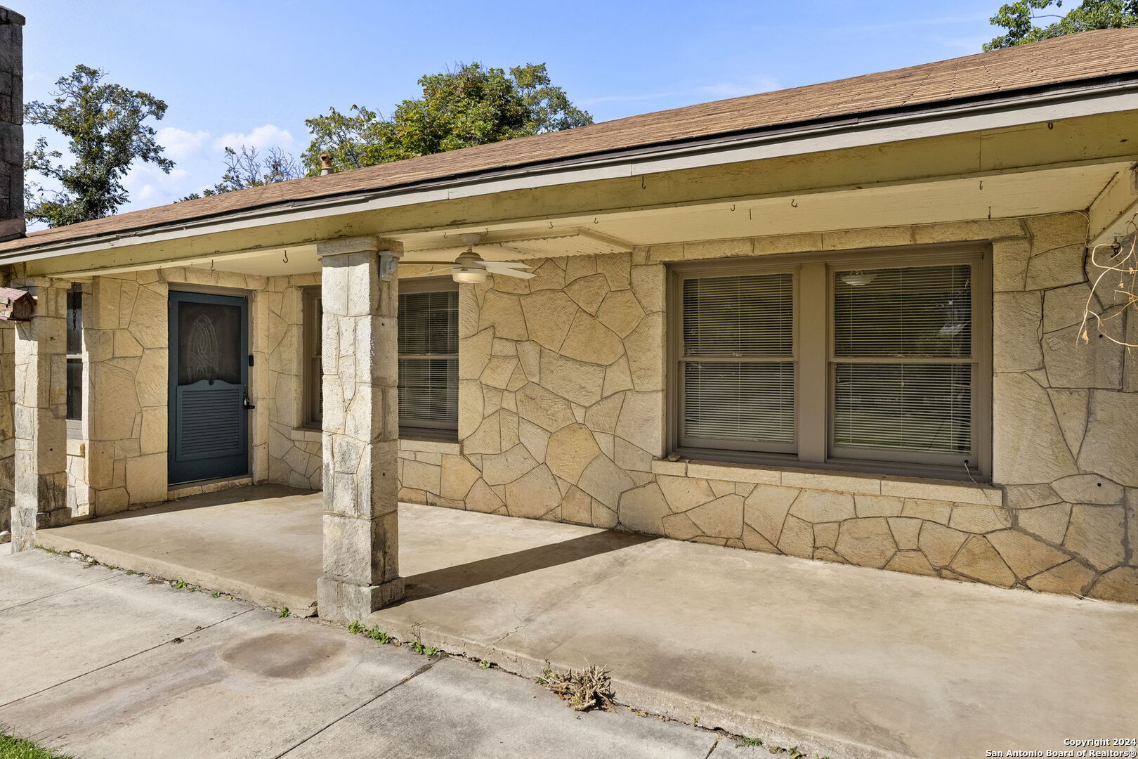 7003 W BEVERLY MAE DR