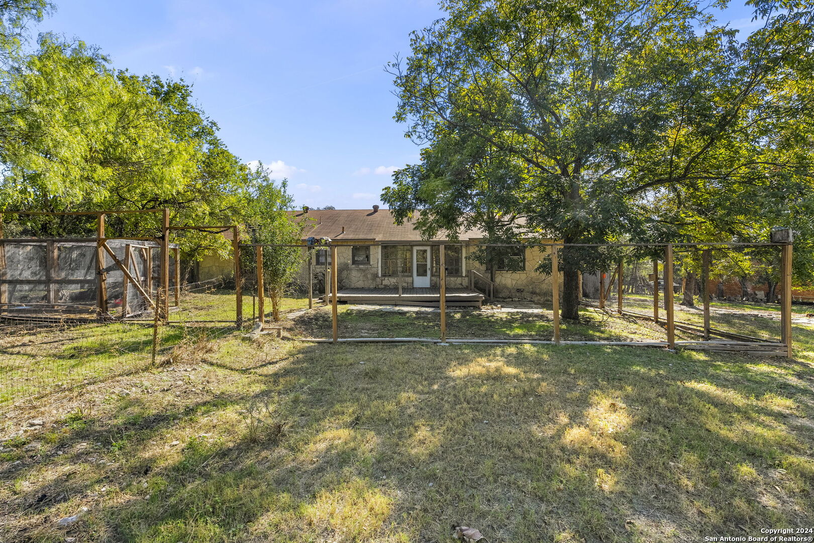 7003 W BEVERLY MAE DR